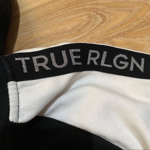 NWT True Religion Zipup sweater size large - Picture 4 of 5